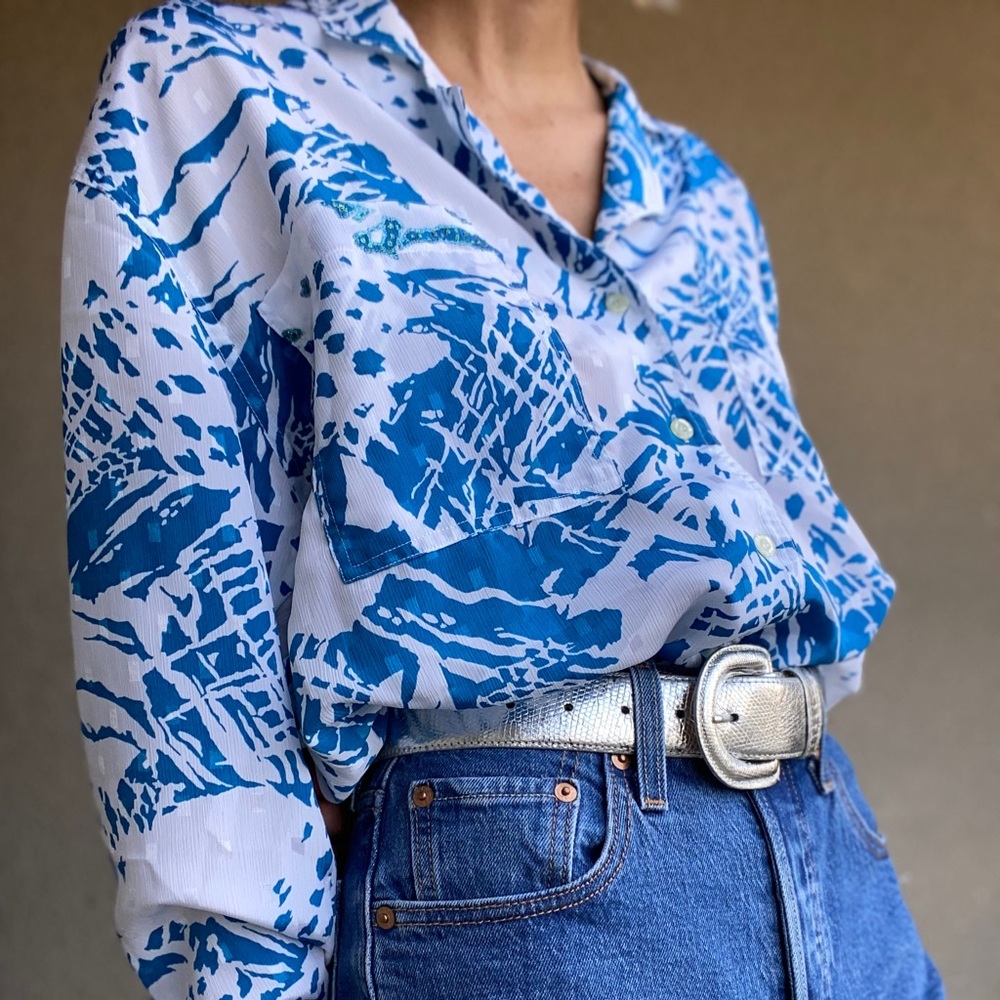 Vintage blue and white abstract button up